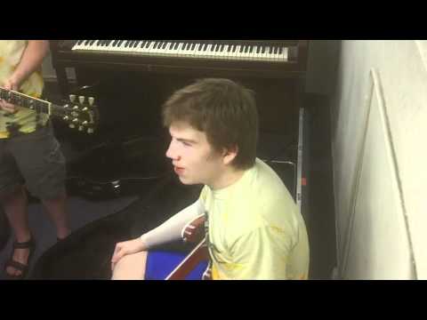 Scav11 [ITEM 158] Opening chord to "A Hard Day's Night"