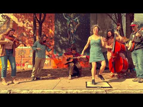 Waterbound - Oldtime Buckdance - Yellow Dandies & Miss Moonshine - Chomp and STOMP 2021 Porch jam