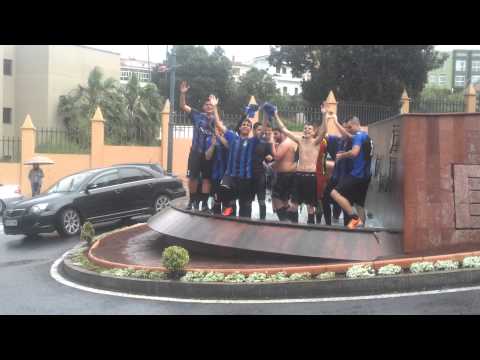 Celebración ascenso juvenil B Longuera.