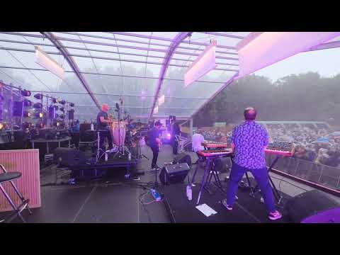 Leroy Burgess & Saving Coco at Lente Kabinet Festival 2022