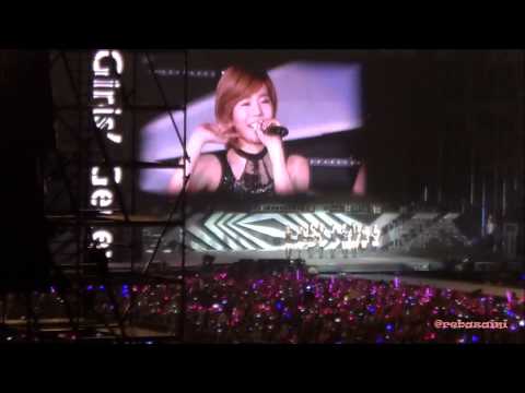 [FANCAM] 220912 Introduction Girls Generation and Hyoyeon Happy Birthday at SMTown Jakarta 2012