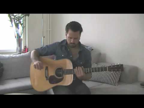 I am Roberto - Lovejingles.com (Feb 1)