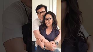 Download lagu Jackie Chan with his beautiful wife Joan Lin #jackiechan #shorts #ytshorts mp3 Download lagu Jackie Chan with his beautiful wife Joan Lin #jackiechan #shorts #ytshorts mp3