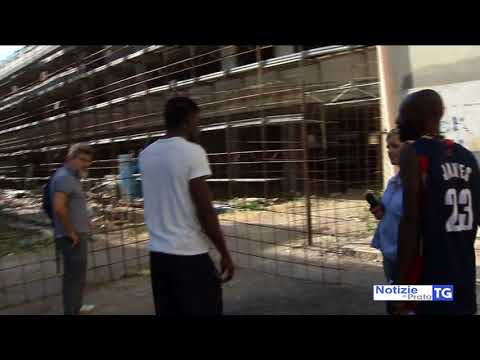 2017-10-09 PRATO - EX CANTIERE VALORE, OCCUPANTI SI PREPARANO A INVERNO