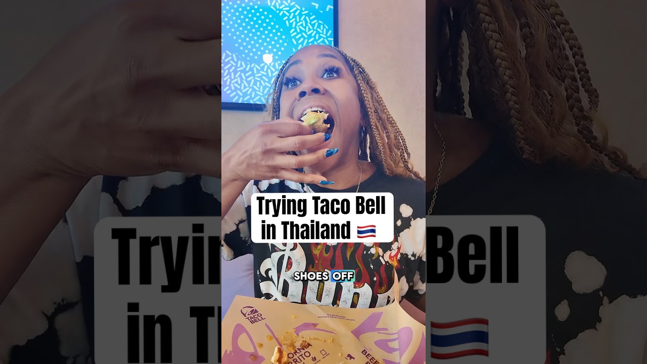 Let’s try #TacoBell in #Thailand 😭 #thaifood #foodie #foodreview