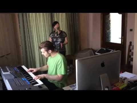 Stevie D's band - HOUSE FOR SALE Cover (stripped down version)