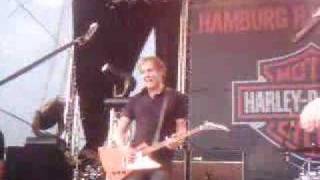 Die Happy - Not that kind of girl (live)