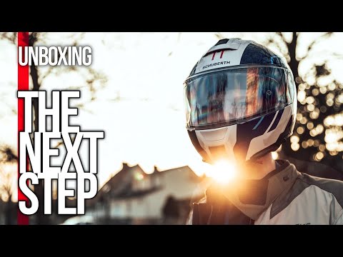 The pinnacle of modular helmets? - Unboxing of the new Schuberth C5 helmet 2022