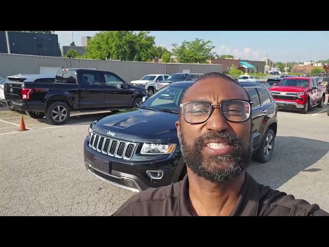 2015 Jeep Grand Cherokee Limited CARGO MANAGEMENT SYSTEM | AC... in Cars & Trucks in London