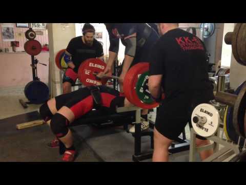 300 kg / 661 lbs Bench Press - 7/4-2016