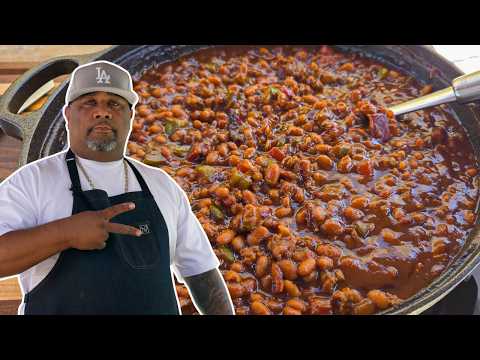 The Easy Baked Beans Recipe You’ll Use All Summer