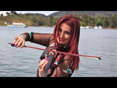 la violinista  Alejandra Torres en Valencia