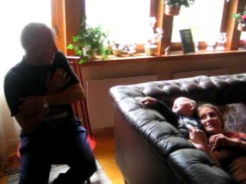 Hemma hos mormor och morfar 051.avi