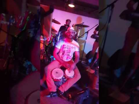 حفلة بعزف شباب بحرين وعمان