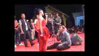 Download lagu ANTARA SENYUM DAN PERANG   TASYA Feat BRODIN mp3 Download lagu ANTARA SENYUM DAN PERANG   TASYA Feat BRODIN mp3