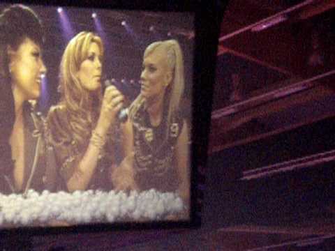 Dansk Melodi Grand Prix 2010 - Sang nr. 1 - Bryan Rice - "Breathing" + Interviews ... LIVE!