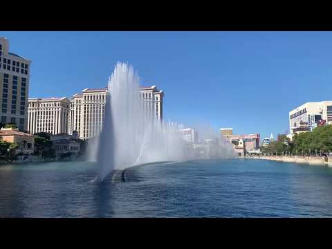 Bellagio daytime fountain show - Oct 18, 2019