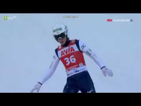 Komentarz podczas konkursu : "Przepraszamy za tego idiotę bez szkoły" :)