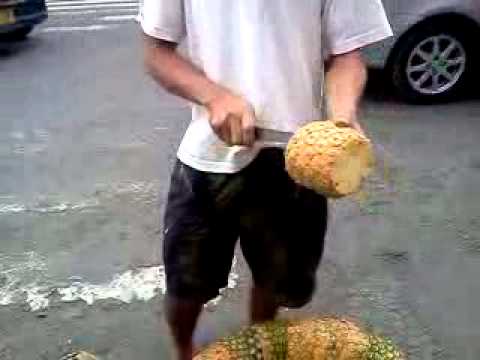 Pineapple carved up in Davao