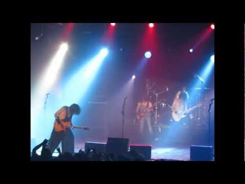 Extremoduro en Chile - Abreme el Pecho y Registra