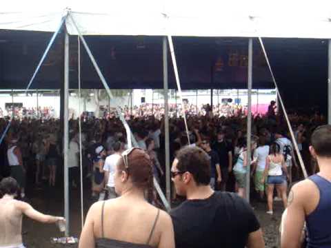 Micky Slim playing Good Vibrations 2009