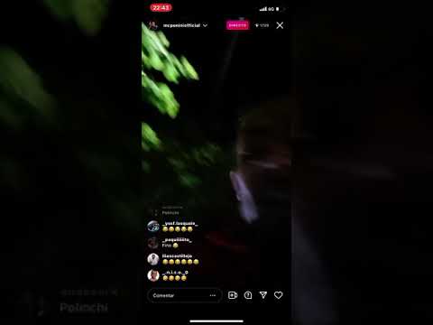 Mc Ponini se ríe de De Mouta y amenaza con pegarle con un M4CHETE