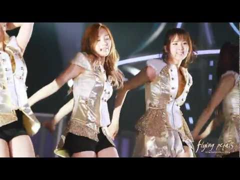 [Fancam] 130227 Taeyeon - The Great Escape/Can't Take My Eyes Off You @ 2nd Japan Tour in Fukuoka