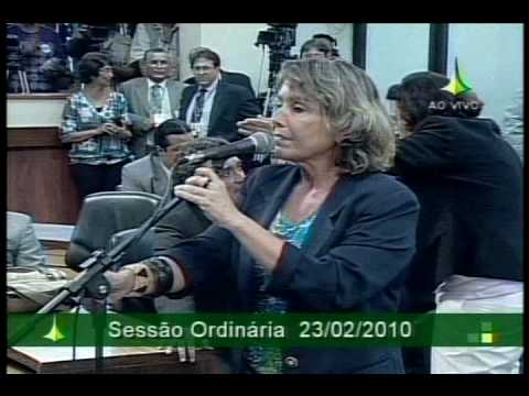 Deputada Erika Kokay opina sobre renúncia de Paulo Octávio