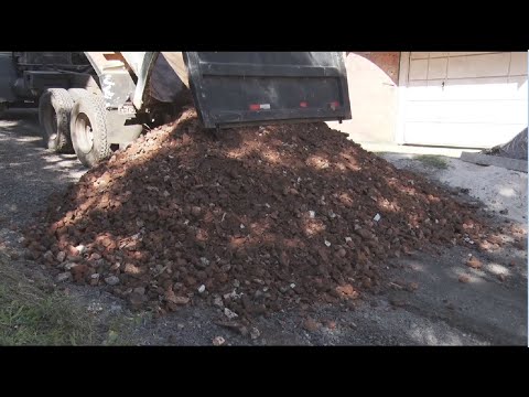 Manobra para diminuir buracos não surte efeito em bairro rural de RC