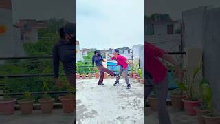 3-Step Move to Stop an Attacker Fast 💥#selfdefense #martialarts #obliquekick #streetdefense #shorts