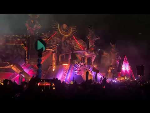 @maupmusic mixing "The less I know the better" x "Drugs from Amsterdam" @elementsmusicfestival 25' 🔥