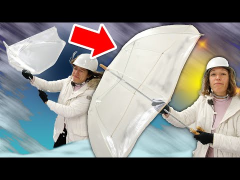 堅不可摧的塑膠雨傘。即使是颱風也無法打敗它! (The Indestructible Plastic Umbrella. Even typhoons can not beat it!)