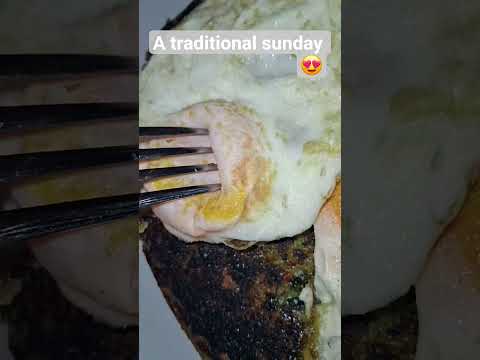 a chicken dinner with cake and custard for afters... bubble and squeak for supper