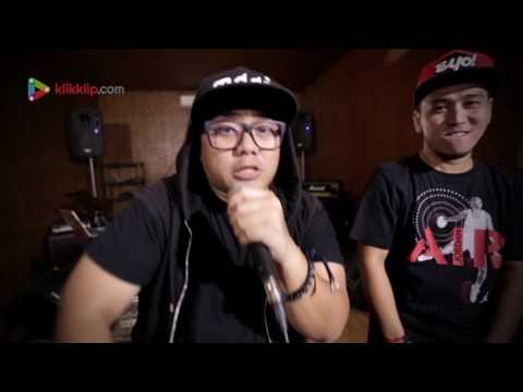 Studio Session - Saykoji feat. DJ Teezy, Della MC, & Guntur Simbolon 