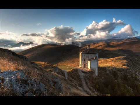 Triola - Leuchtturm (Wighnomy's Polarzipper Remix)
