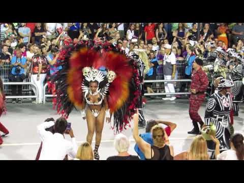 BATERIA INDEPENDENTE TRICOLOR DESFILE OFICIAL 2018