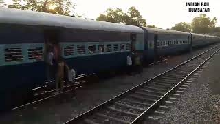 preview picture of video 'Kaifiyat Express Super fast || Old Delhi to Azamgarh|| LHB Rake  ||Indian Rail Humsafar||'