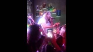 Jason Michael Carroll- Waiting in the Country