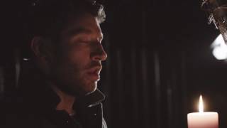 Brett Eldredge -  Silent Night | The Candlelight Sessions