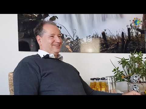 Prof. Dr. *Dr. nauk* Dr. med. Enrico Edinger