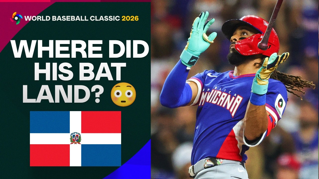 EPIC BAT FLIP 😱 Fernando Tatis Jr. drills a three-run home run for Team Dominican Republic in style!