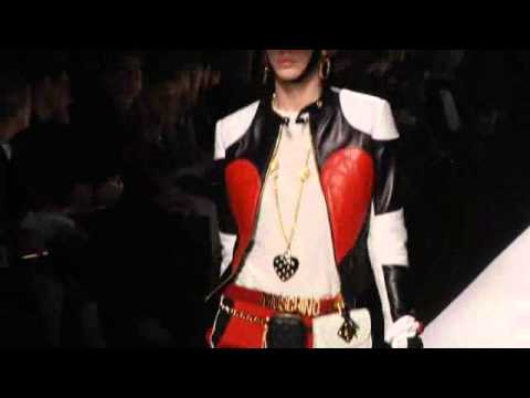 Moschino Fall-Winter/2012 ©Showbit.com
