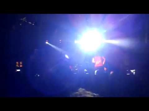 Lucky Chops - Leo P. vs Daro Behroozi Insane Sax Solo (Milan 05/12/2016)