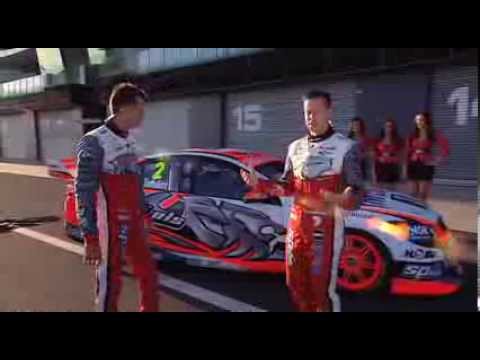 Holden Racing Team unveils its 2014 VF Commodore V8 at Mt Panorama, Bathurst