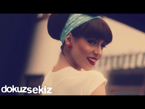 Cansu - Kalk Gel Bana (Official Video)
