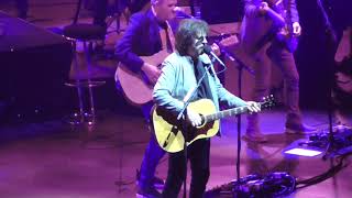 Jeff Lynne's ELO Sweet Talkin Woman 2018