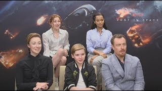 Netflix's Lost In Space: Interview With The Robinsons | Geek Interviews video