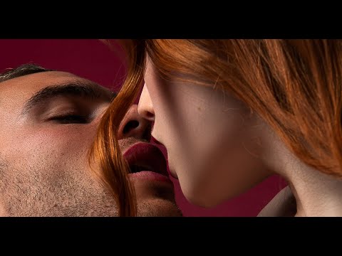 Tarde Demais Pra Esquecer video