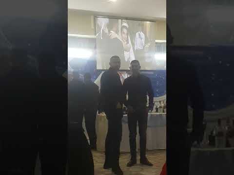 Neno ve Mine kavarna svadba