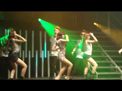 [120511] UNITED CUBE Concert: Hyuna - Bubble Pop.MP4